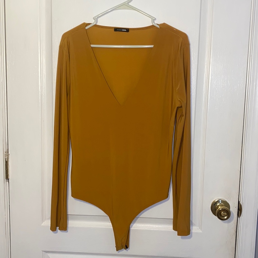 Fashion nova deep v long sleeve body suite